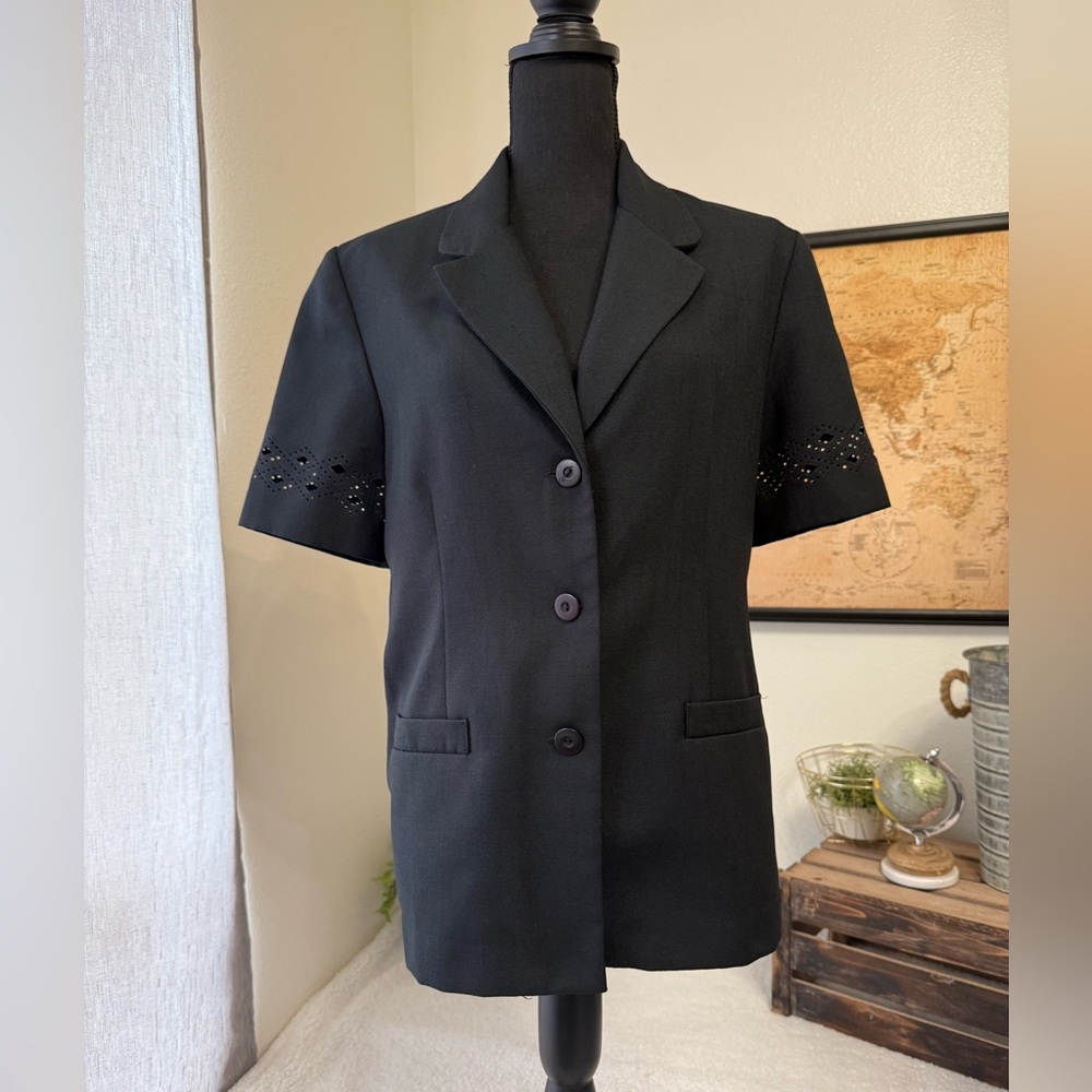 Short sleeve laser cut black blazer